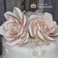 Wedding cake with roses