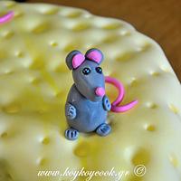 CHEESE AND MICE CAKE