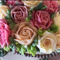 Bag Flowers  Buttecream Cake
