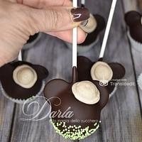 Mickey mouse safari cakepops