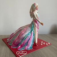 Hijab walking doll cake
