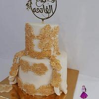 Gold engagement Cake by lolodeliciouscake