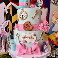 Alice in Wonderland Cake 