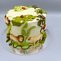 Sweet jungle cake 