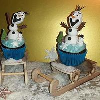 Olaf cupcakes! 