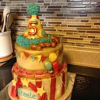 MaddieCake circus cake