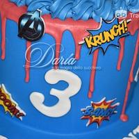 Marvel Heroes drip cake