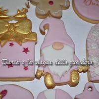 Pink and gold Christmas cookies