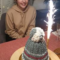 Knitted cap cake