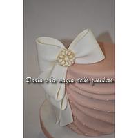 Bow cake