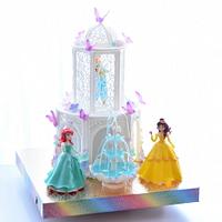 cake fountain with princesses