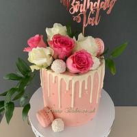 Rose drip cake