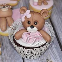 Teddy bear cupcakes