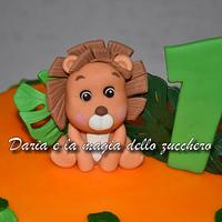 Baby safari cake