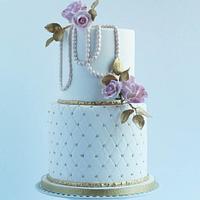 Vintage Wedding Cake with roses and pearls