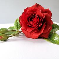 Free-formed sugar Red Rose