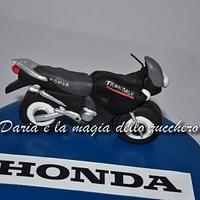 Honda moto bike cake