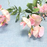 Free-formed sugar Sweet Pea flowers