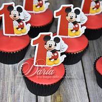 Mickey Mouse cupcakes