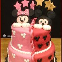 Cakes done by MysticDreamer's Cake's