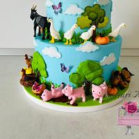 Animal farm cake