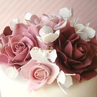 Dusky Pink Rose Cake