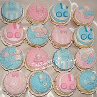 Gender Reveal cupcakes & toppers