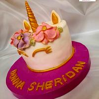 "Shiny Unicorn cake"