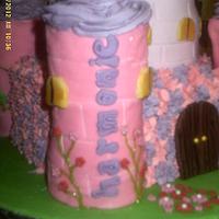 My l'il Harmonie's princess castle cake