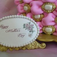 Tufted Billow Weave Mother's Day Cake
