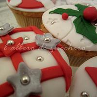 Christmas cupcakes