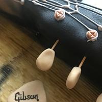 Gibson Les Paul guitar cake