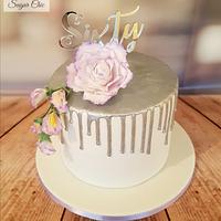 Lilac & Silver Floral Drip Cake 