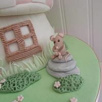 Toadstool cake with a family of mice 