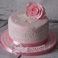 Cake lace rose