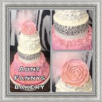 Aunt Fannys signature cake