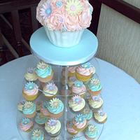 Pastel giant cupcake wedding tower