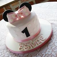 Minnie Mouse cake