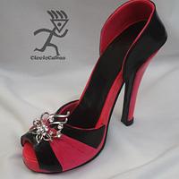 Pink Sugarpaste Stiletto with Bling
