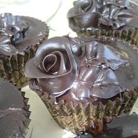 Chocolate Roses Cupcakes