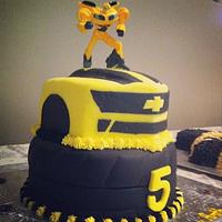 Bumble bee car cake