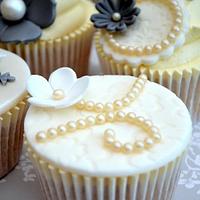 Winter Wedding Cupcakes