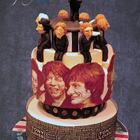  Making a cake with Beatles and Stones