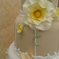 Lemon Tea Rose Bird cage Wedding cake