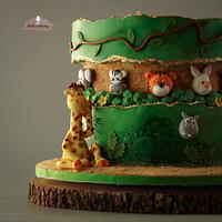 Safari falut line cake