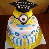 Graduation minion cake