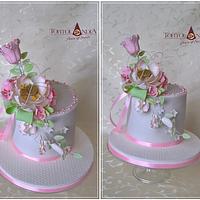 Birthday cake in pink