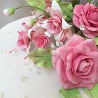 Fuchsia diamond anniversary cake