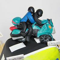 TRAVEL CAKE