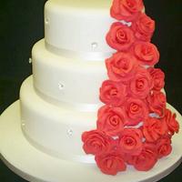 'Roses Wedding Cake'